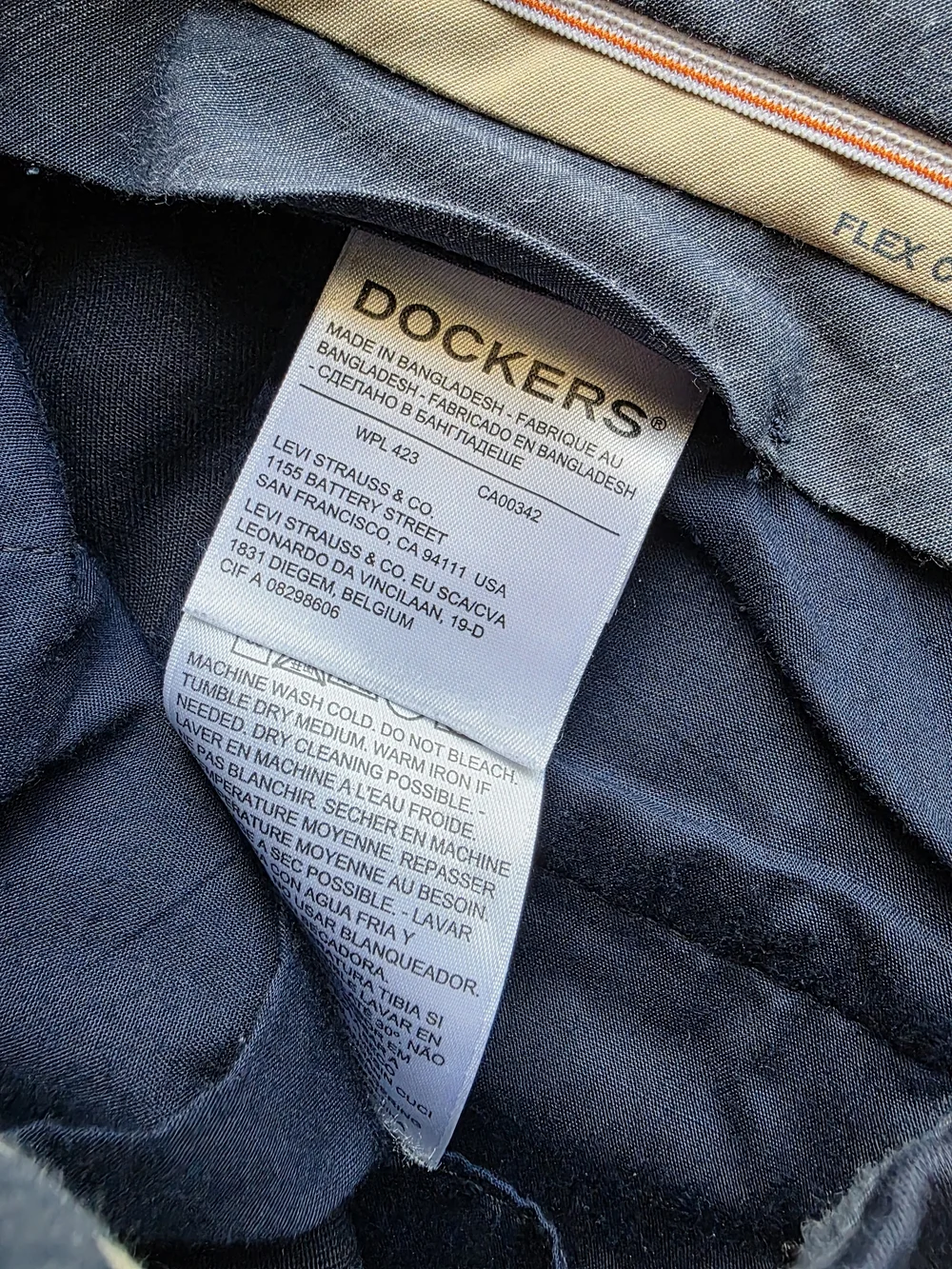 Dockers Men's Navy Pleated Chinos